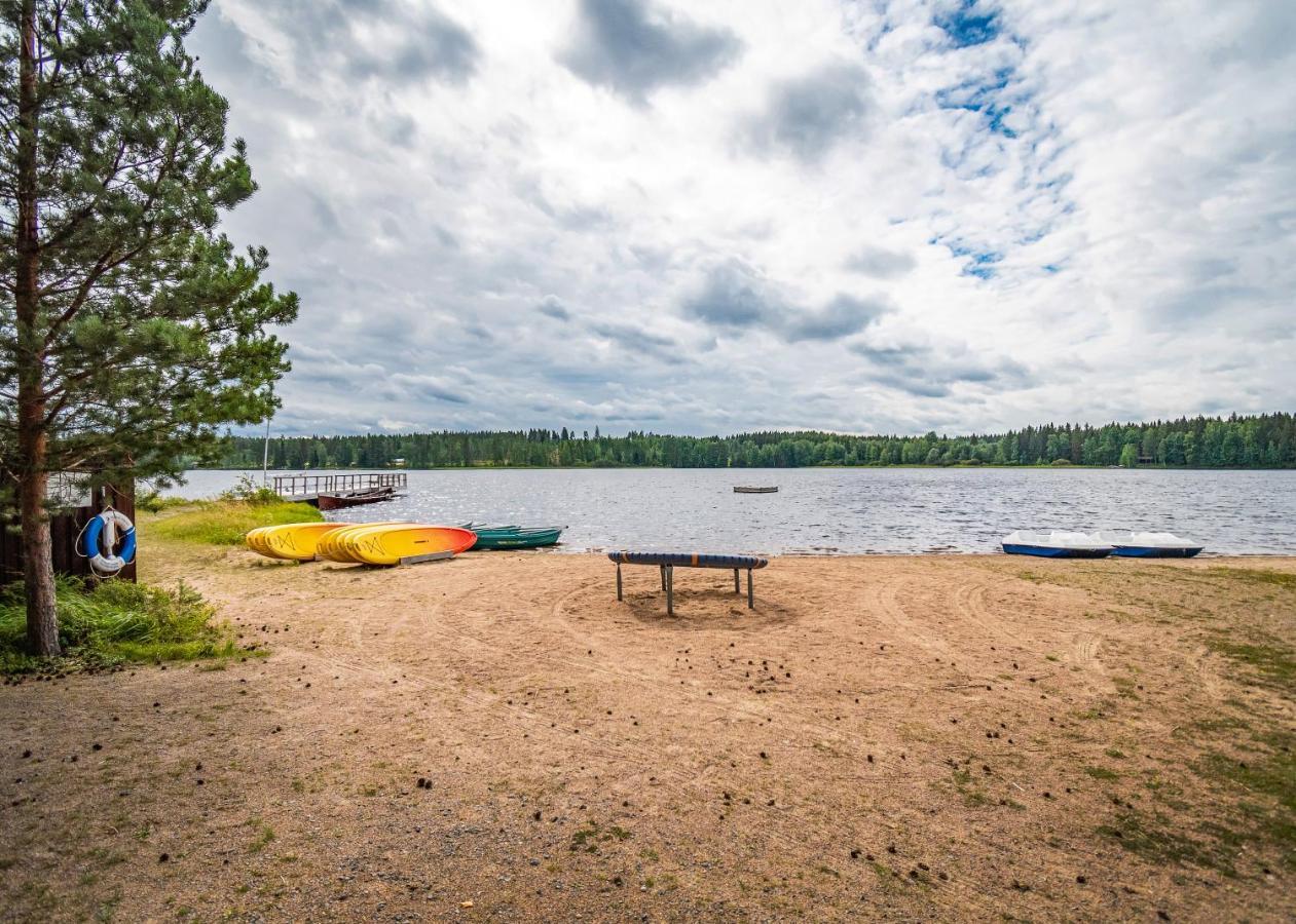 Отель Honkiniemi Эхтяри Экстерьер фото
