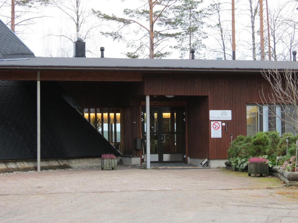 Отель Honkiniemi Эхтяри Экстерьер фото